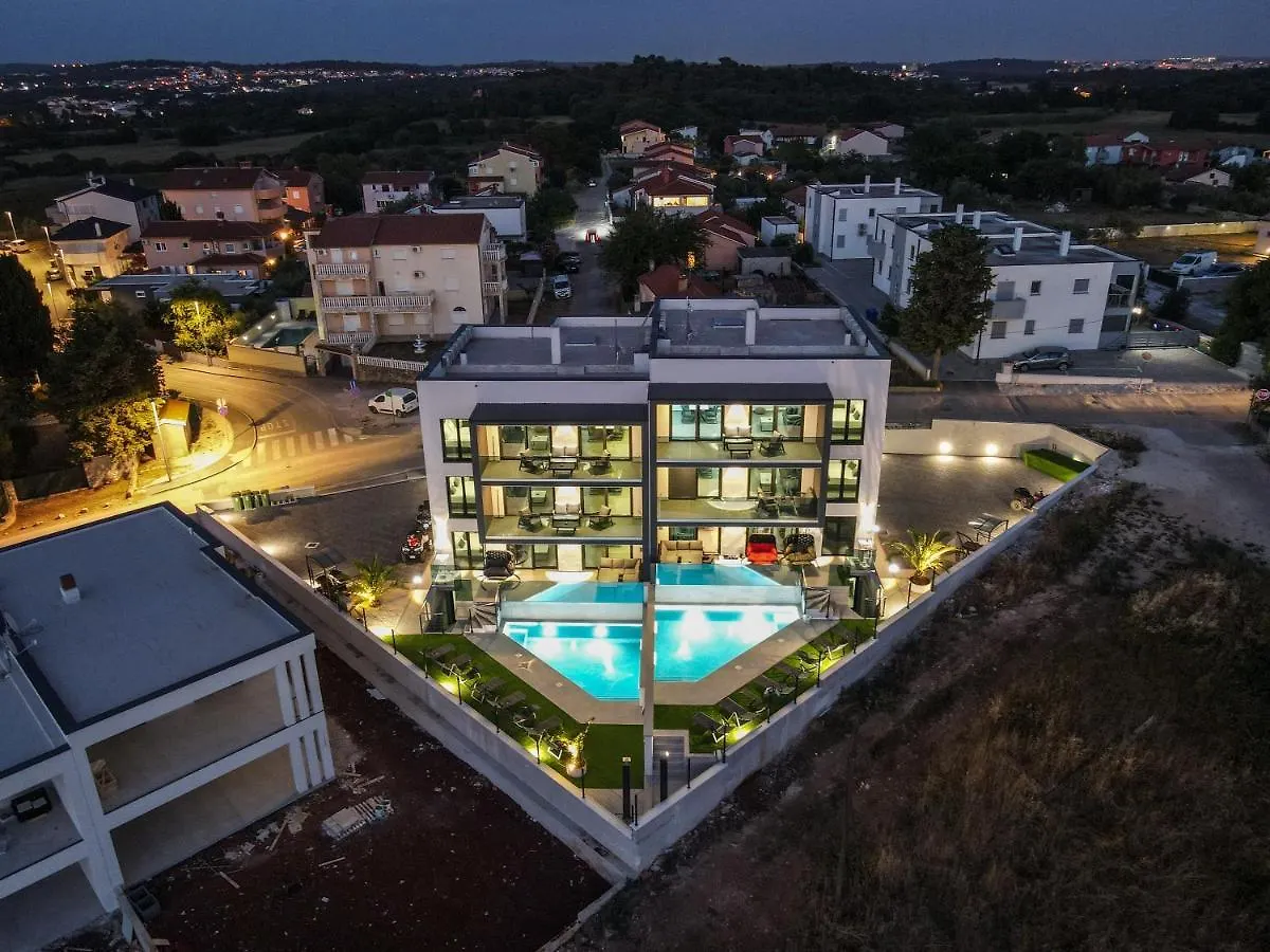 Ps Apartments Пула 0*,
